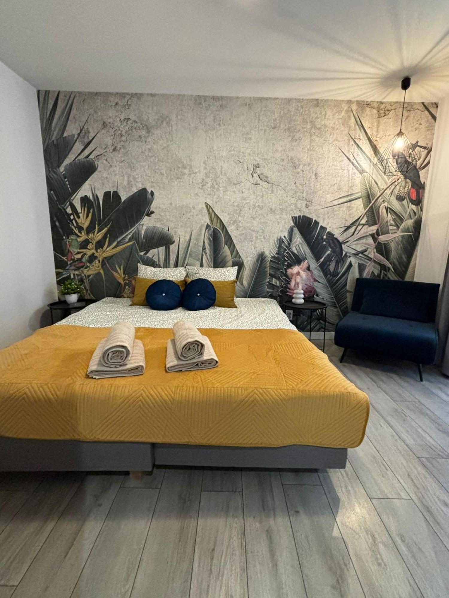 Wow! Paradise Aparthotel Krakow Dış mekan fotoğraf